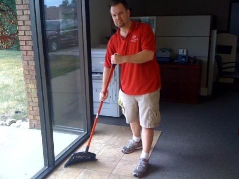 janitorial service, office cleaning, Farmington hills, Livonia, Northville, Novi, MI