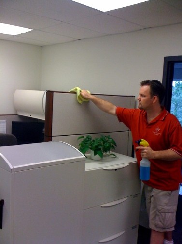 janitorial service, office cleaning, Farmington hills, Livonia, Northville, Novi, MI